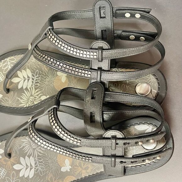 Grendene Brazil Autumn Run Silver Studded Flexpand Gladiator Small Heel Sandals - Picture 8 of 16
